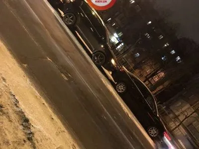 Масштабна ДТП у Києві: біля Кардач зіштовхнулось п'ять авто