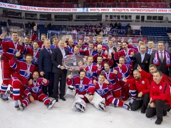 Український хокеїст Міхнов став володарем Континентального кубку