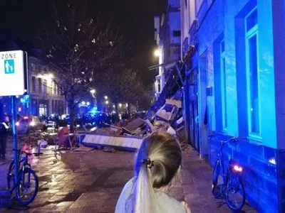 В результате обрушения здания в Антверпене пострадали не менее 20 человек