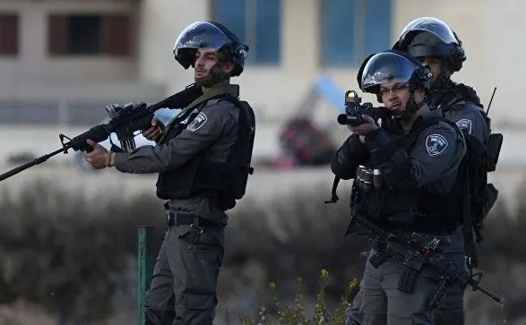 На Западном берегу израильские силы ведут бой с вооруженными палестинцами