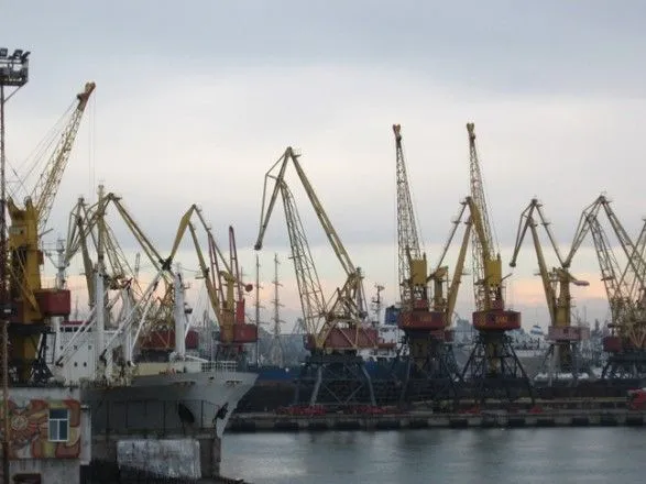 Кабмін затвердив фінплани “Одеського морського порту” та порту “Южний” на 2018 рік
