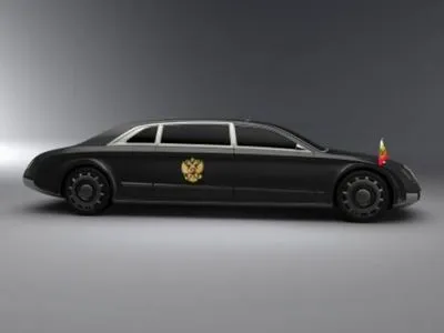 Проект "Кортеж": з'явились фото авто, на якому поїде на інавгурацію новообраний президент РФ