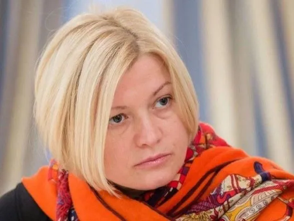 Украина будет настаивать в Минске на вопросе границы и возобновлении мобильной связи - Геращенко