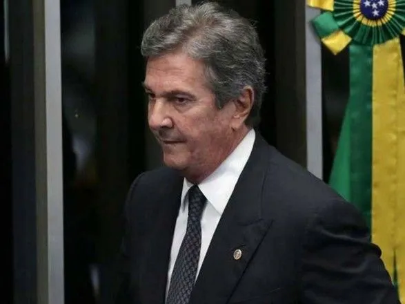 Звільнений через корупцію екс-президент Бразилії знову хоче очолити державу