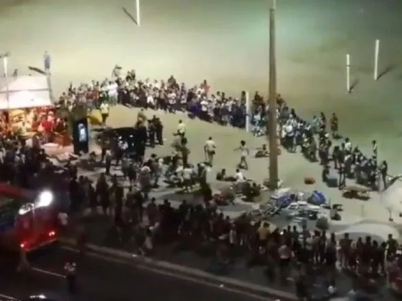 У Ріо-де-Жанейро автомобіль в'їхав у натовп: загинула восьмимісячна дитина