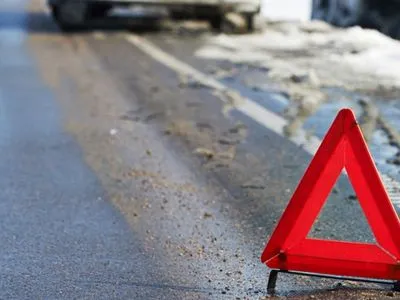Моторошне ДТП у Києві: вантажівка збила пішохода на "зебрі"