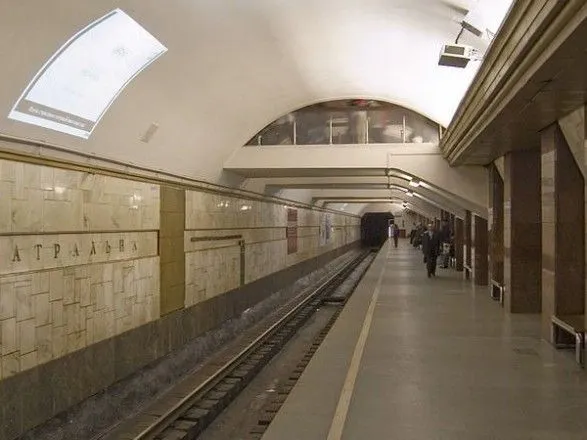 Завтра в Киеве ограничат работу станции метро "Театральная"