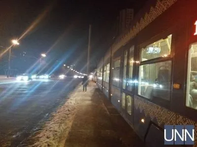 Трамваи на столичной Борщаговке остановились в огромном заторе