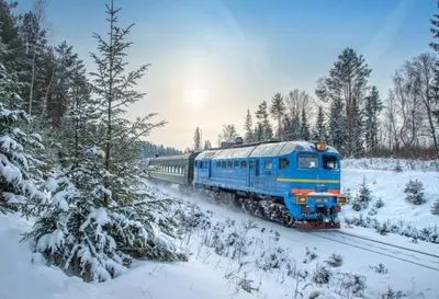 На новогодние и рождественские праздники "Укрзализныця" продала почти 2,4 млн билетов