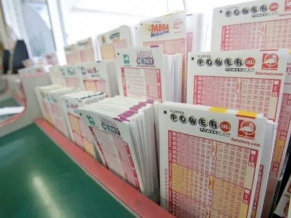 В Виннице продано выигрышный лотерейный билет на полмиллиона гривен