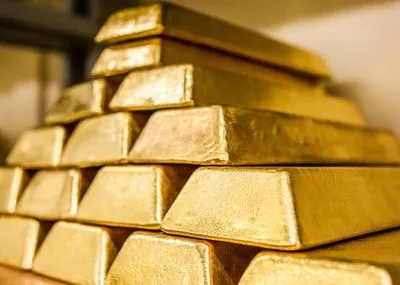 НБУ буде поповнювати золотовалютні резерви за рахунок надлишків валюти