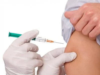 МОЗ проводить службове розслідування щодо нестачі вакцин від кору в окремих регіонах