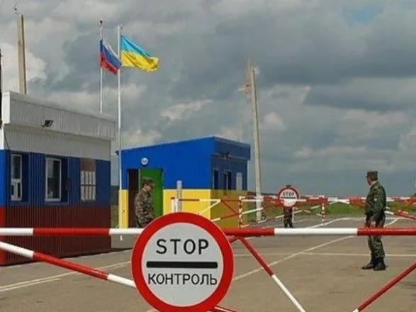 Крымских школьников обязали пройти "всероссийские проверочные работы"
