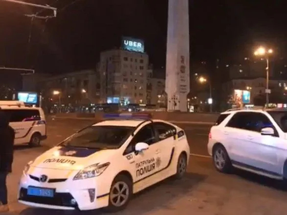 В Киеве "минировали" торговый центр