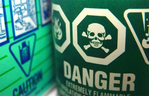 Екологи просять владу впорядкувати утилізацію отрутохімікатів