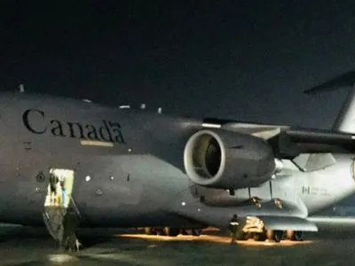 До України в рамках тренувальної місії прибули канадські військові