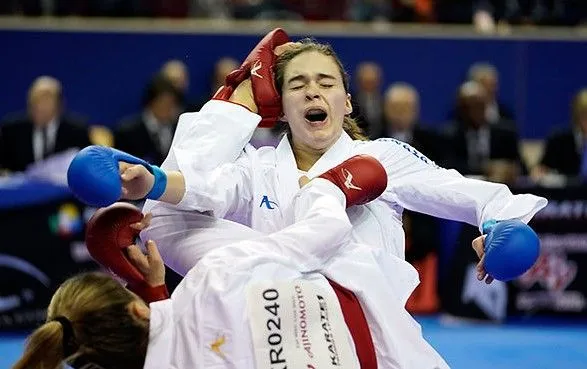 Украинские каратисты завоевали несколько медалей на турнире в Париже
