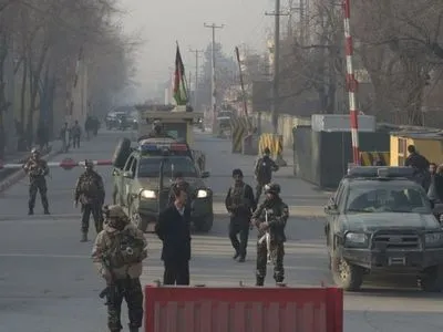 Во время нападения неизвестных на военную академию в Кабуле погибли двое военных