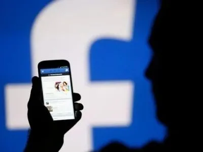 Facebook заборонить розміщувати рекламу криптовалют