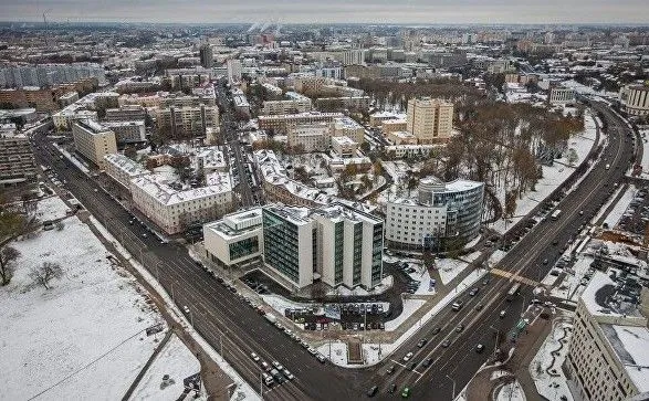 Посольство США в Минске будет выдавать все виды неиммиграционных виз