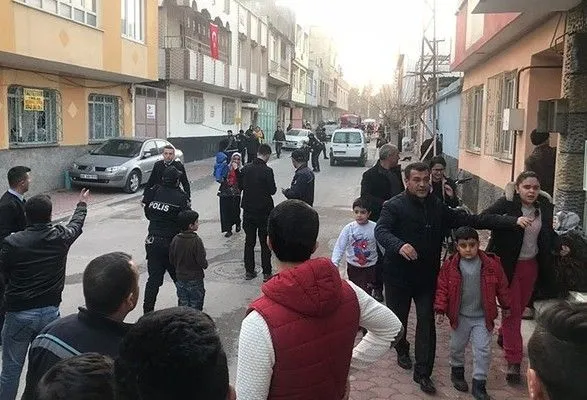 Випущені з Сирії ракети поцілили в ресторан і будинок в Туреччині