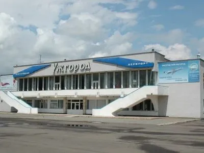 Мининфраструктуры выделит средства на восстановление работы единственного на Закарпатье аэропорта