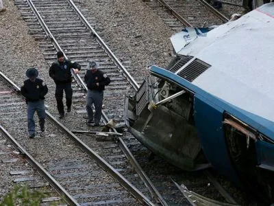 Трамп выразил соболезнования в связи с масштабной аварией поездов в США