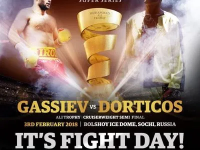 Російський боксер став суперником Усика по фіналу Всесвітньої боксерської суперсерії