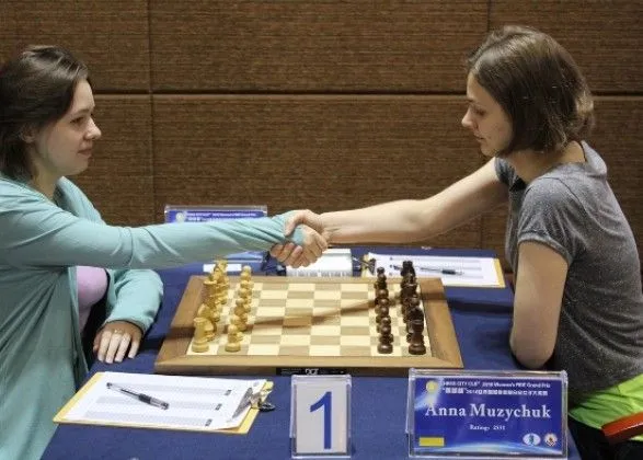 Сестры Музычук торжествовали на шахматном турнире в Испании