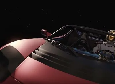 В Маска показали, как Tesla Roadster подлетает к Марсу