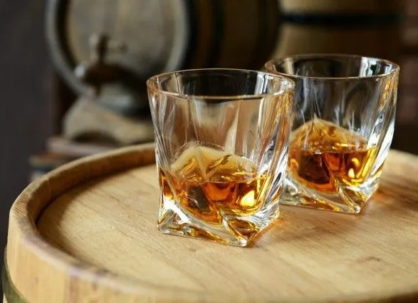 nebezpeka-pokupok-u-viber-v-kharkovi-prodavali-pidrobleniy-viski
