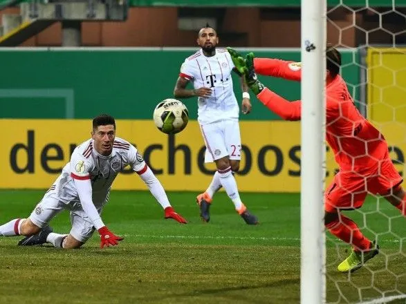 "Бавария" и "Байер" стали первыми полуфиналистами Кубка Германии