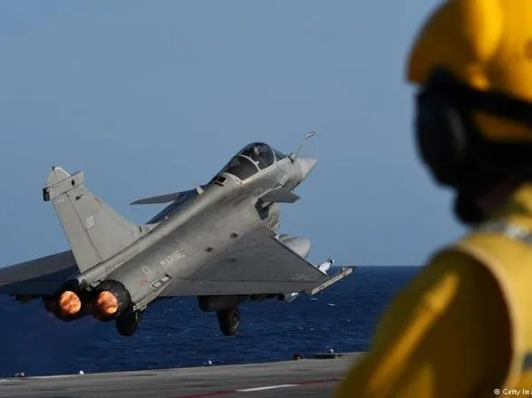 Франция планирует существенно увеличить оборонный бюджет