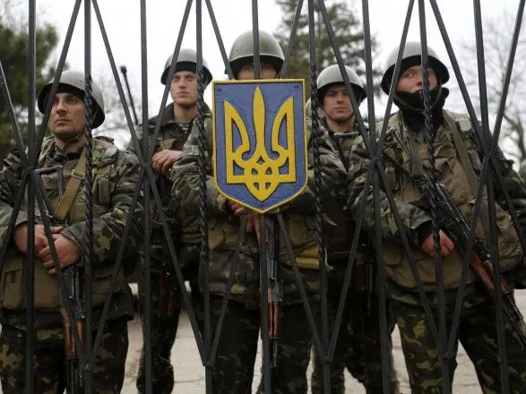 Майже 60% родичів загиблих військових переконані, що Україна мала воювати за Крим - опитування