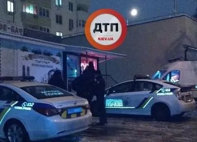 На Соломенском районе столицы мужчина стрелял в людей