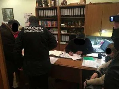 На Київщині при отриманні 15 тис. дол. хабара затримано арбітражного керуючого