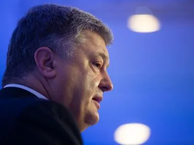 Порошенко прокомментировал идею отмены санкций против РФ