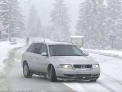 Через сильний снігопад у Румунії оголошено "жовтий код" метеонебезпеки