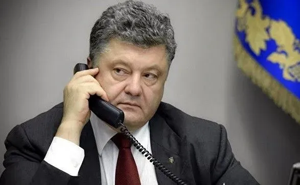 u-kremli-rozpovili-podrobitsi-telefonnoyi-rozmovi-poroshenka-i-putina