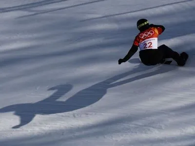 Российский сноубордист сломал ногу в шаге от финала Олимпиады