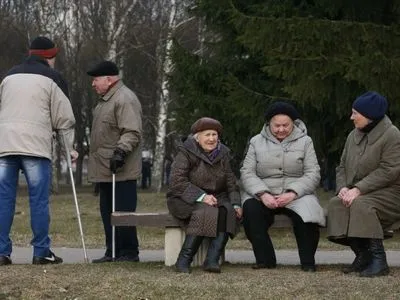 У Мінсоцполітики дали роз'яснення щодо перевірки стажу пенсіонерів