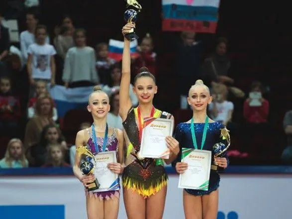 ukrayina-zdobula-litsenziyu-na-yunatsku-olimpiadu-v-khudozhniy-gimnastitsi
