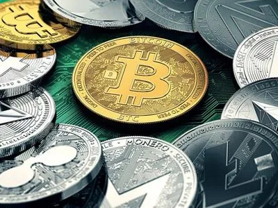 Bitcoin торгується вище десяти тисяч доларів