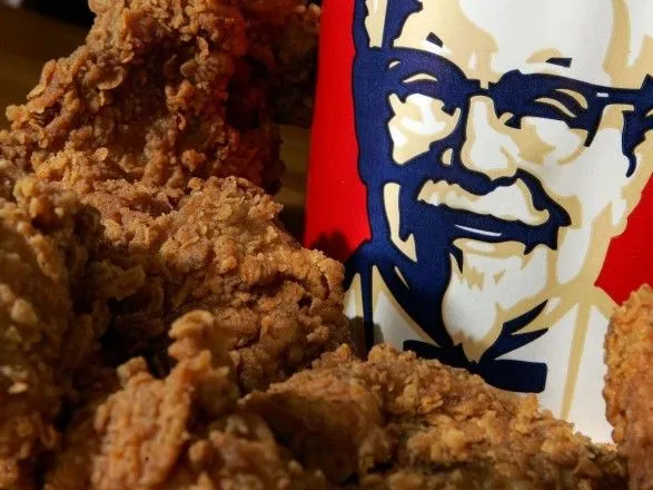 KFC закрывает британские рестораны из-за нехватки курицы