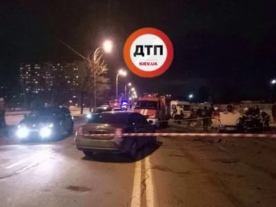 ДТП у Києві: один водій втік з місця аварії, інший - у реанімації