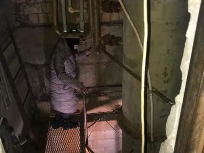 В Киевской области под овечьей фермой обнаружили подпольный спиртзавод