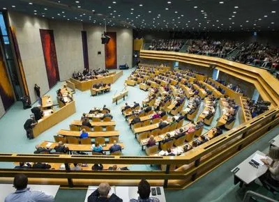 Парламент Нідерландів скасував рішення, яке блокувало асоціацію України з ЄС