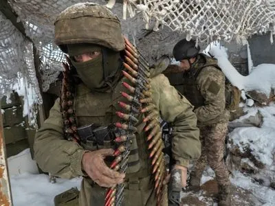 Боевики 10 раз обстреляли украинские позиции в зоне АТО