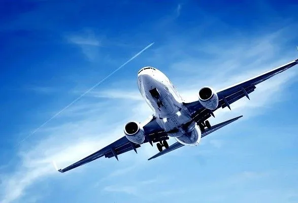 В Україні зростає попит на авіаційні перевезення