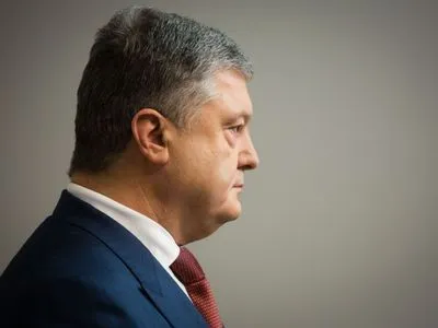Суд по делу госизмены Януковича отказался повторно допрашивать Порошенко